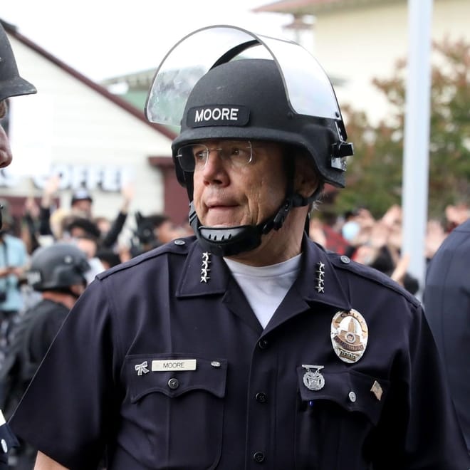 Image of: LAPD Cop Warns of Future Chaos